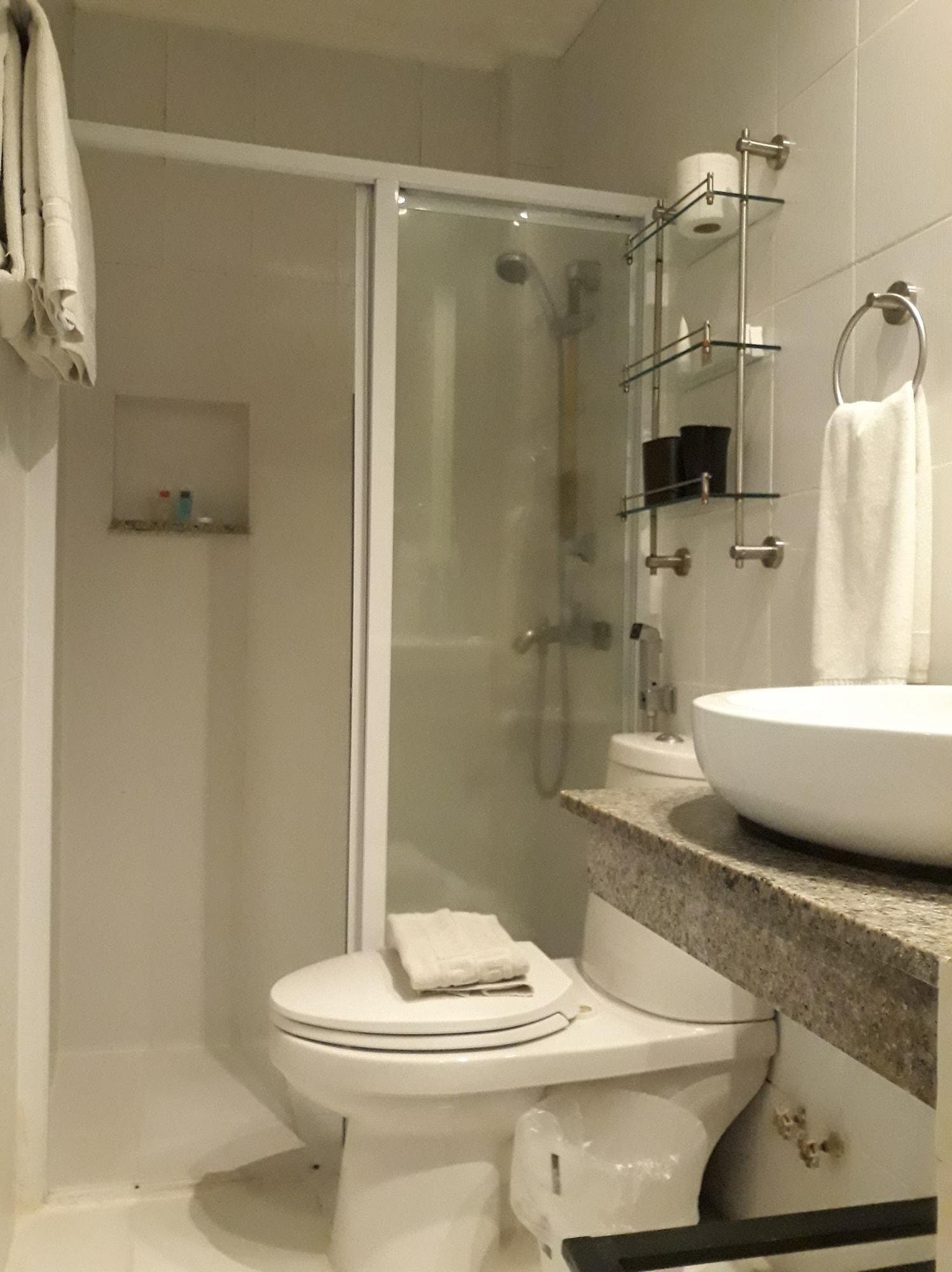 Hotel Venezia Legazpi Buitenkant foto
