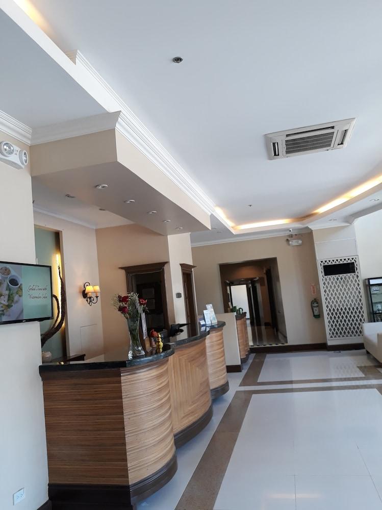 Hotel Venezia Legazpi Buitenkant foto